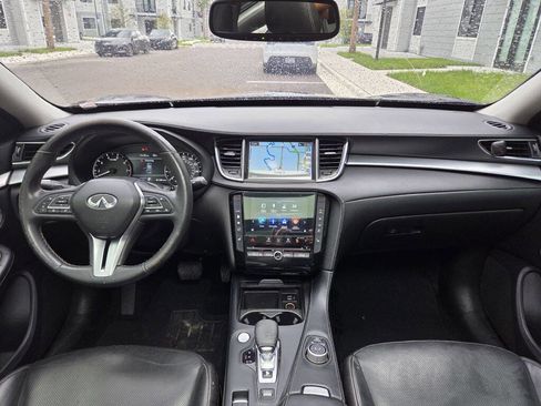 Used 2019 INFINITI QX50 Essential w/ Premium Heat Package FWD image 19