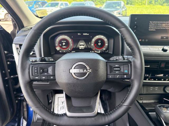 Certified 2025 Nissan Rogue SL AWD/4WD image 28
