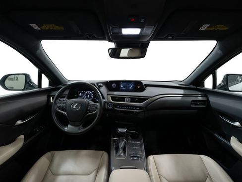 Used 2021 Lexus UX 250h w/ Accessory Package (Z1) AWD/4WD image 10