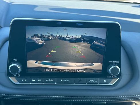 Used 2026 Nissan Rogue SV w/ SV Premium Package image 21