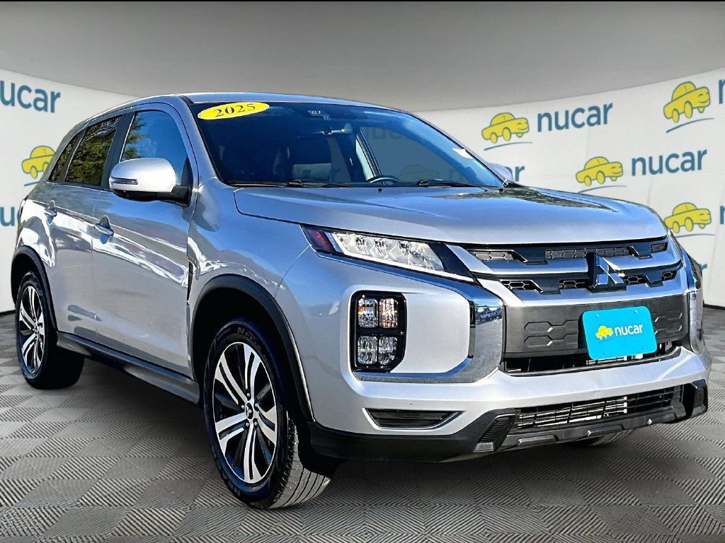 Used 2025 Mitsubishi Outlander Sport SE AWD/4WD image 1