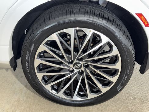 Used 2026 Hyundai Palisade Calligraphy FWD image 40