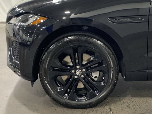 Used 2026 Jaguar F-PACE R-Dynamic S AWD/4WD image 10