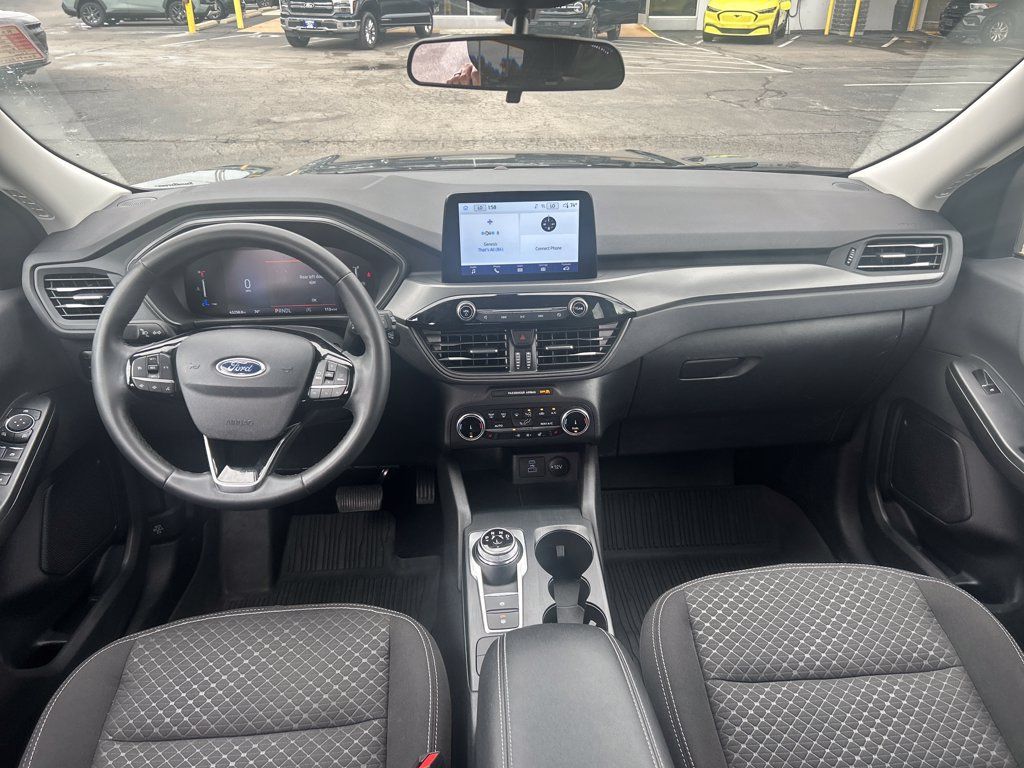 Used 2023 Ford Escape Active AWD/4WD image 15