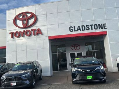 Used 2024 Toyota Sienna Limited