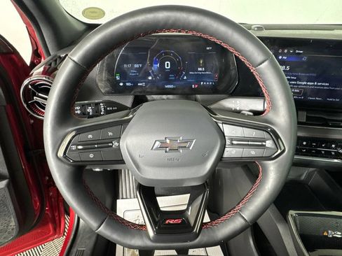 Certified 2026 Chevrolet Equinox RS w/ Convenience Package III AWD/4WD image 17