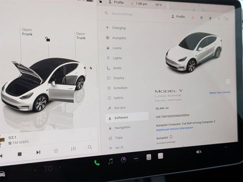 Used 2022 Tesla Model Y Long Range image 19