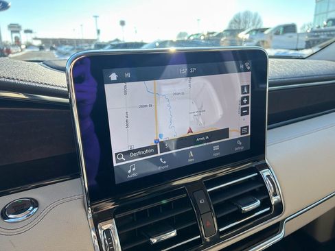 Used 2019 Lincoln Navigator Reserve image 20