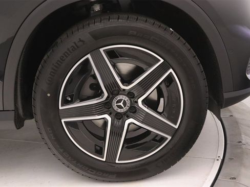 New 2026 Mercedes-Benz GLC 300 image 13