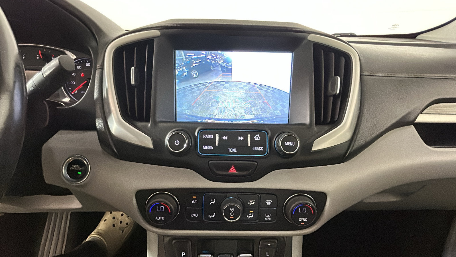 Used 2018 GMC Terrain SLT w/ Preferred Package AWD/4WD image 28