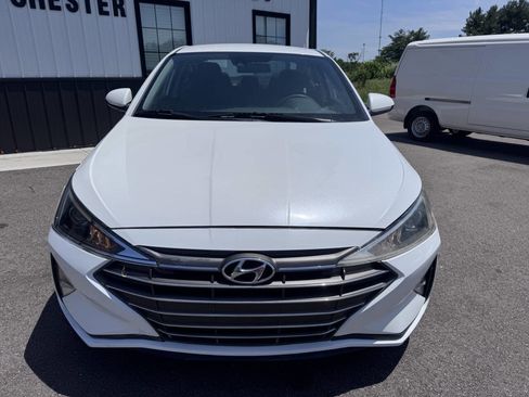 Used 2020 Hyundai Elantra SEL w/ Cargo Package (C1) FWD image 2