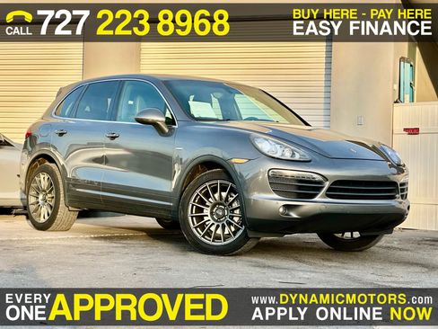 Used 2011 Porsche Cayenne S image 1