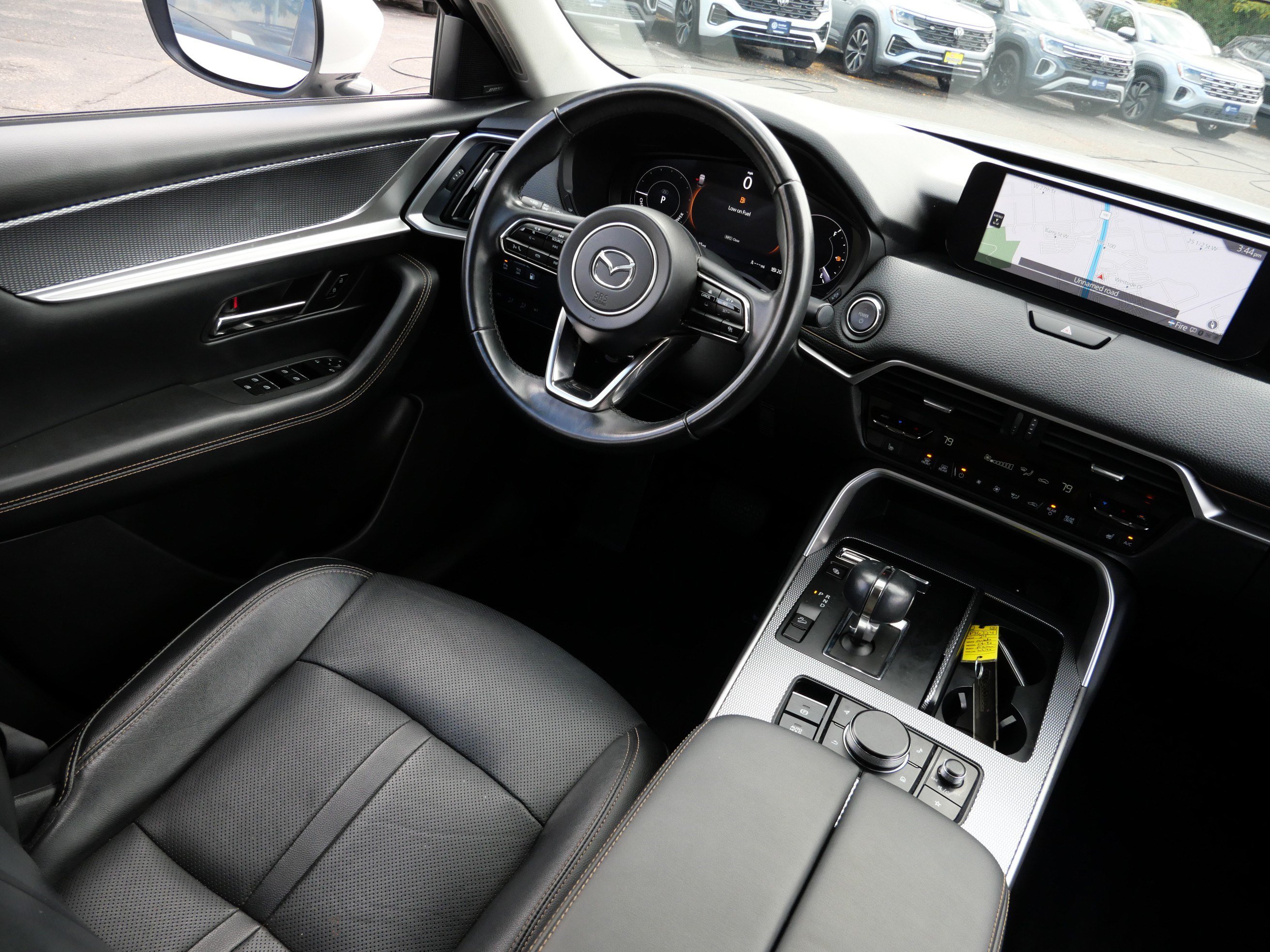 Used 2024 MAZDA CX-90 Plug-In Hybrid w/ Premium Pkg AWD/4WD image 9