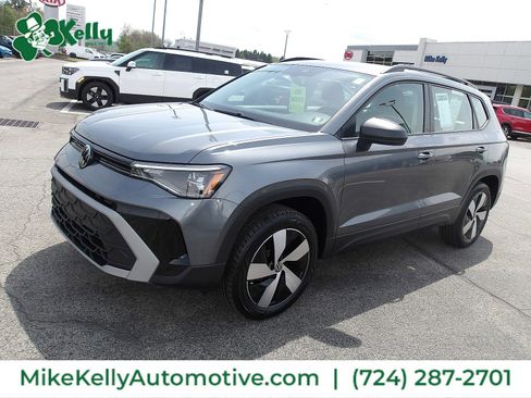 Used 2025 Volkswagen Taos S AWD/4WD image 3