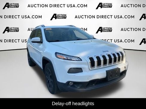 Used 2015 Jeep Cherokee Latitude AWD/4WD image 3