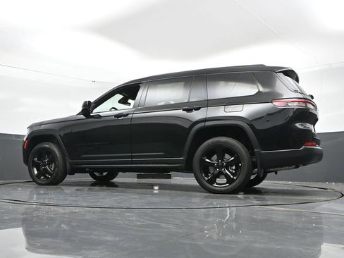 New 2025 Jeep Grand Cherokee L Altitude image 45