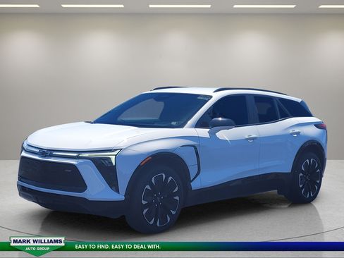 Used 2024 Chevrolet Blazer EV RS AWD/4WD image 8