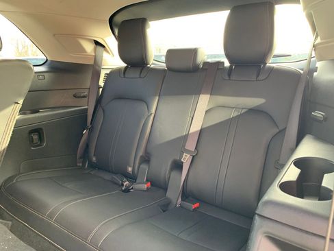 Used 2025 MAZDA CX-90 3.3 Turbo w/ Preferred Package image 31