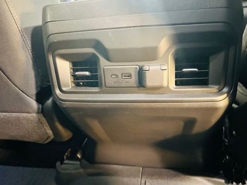 Used 2022 Chevrolet Silverado 1500 RST w/ Z71 Off-Road Package image 36