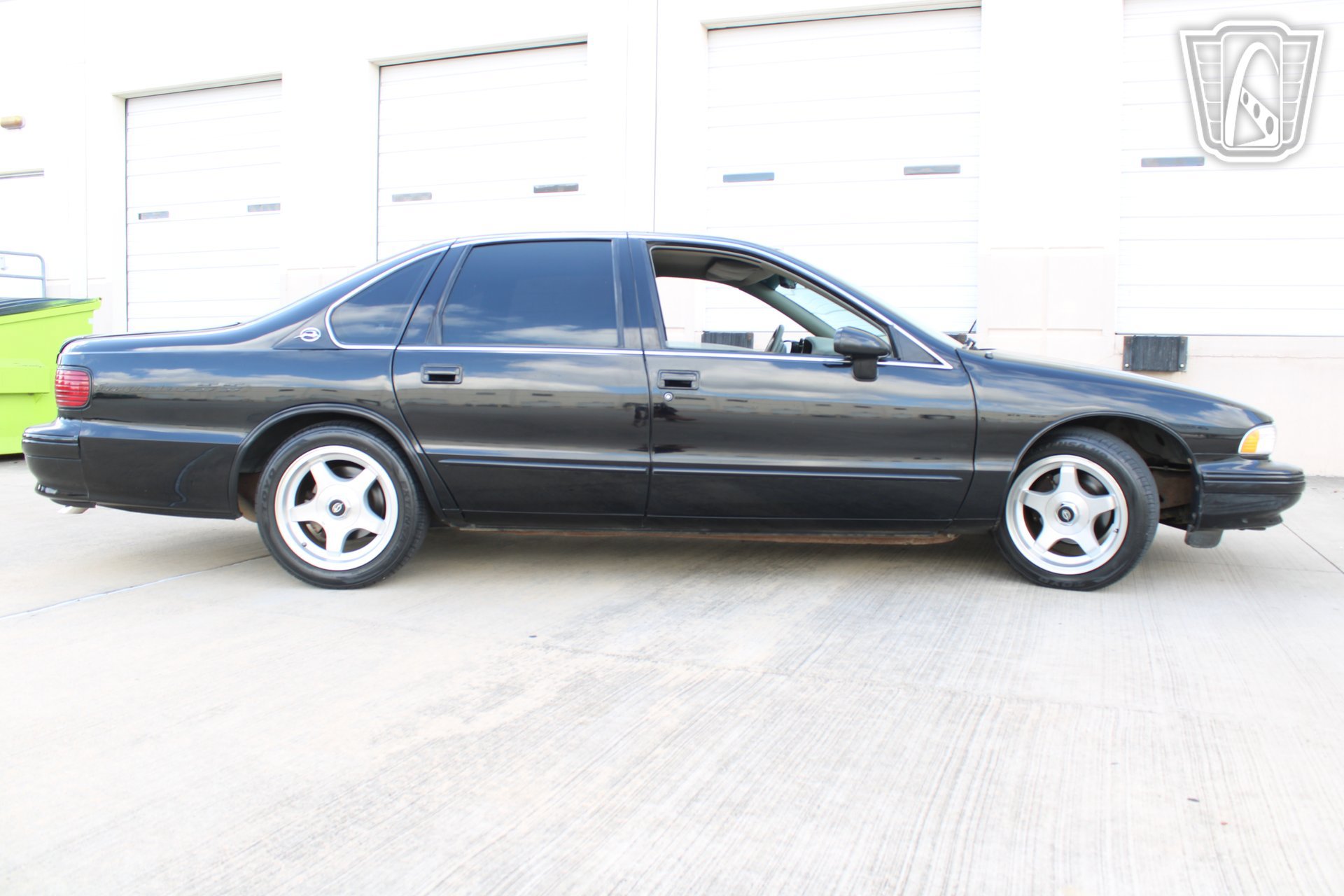 Used 1994 Chevrolet Caprice SS RWD image 30