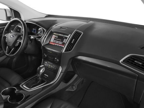 Used 2017 Ford Edge Titanium w/ Technology Package FWD image 19