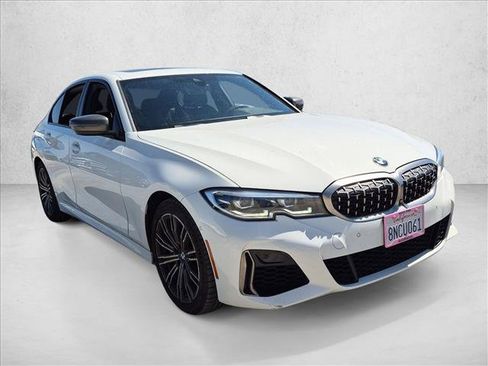 Used 2020 BMW M340i w/ Parking Assistance Package RWD image 3