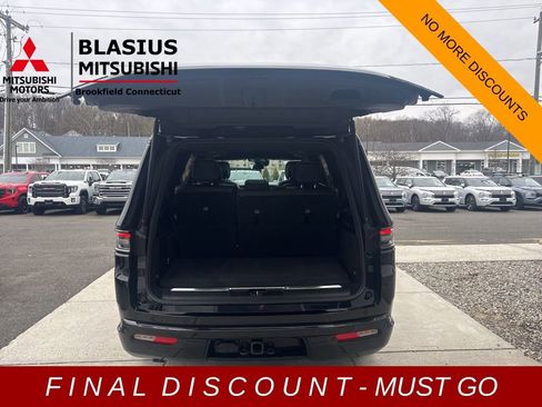 Used 2022 Jeep Grand Wagoneer Series II image 16