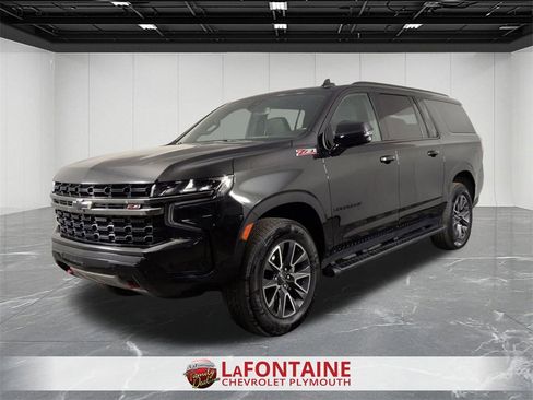 Certified 2022 Chevrolet Suburban Z71 w/ Luxury Package image 4