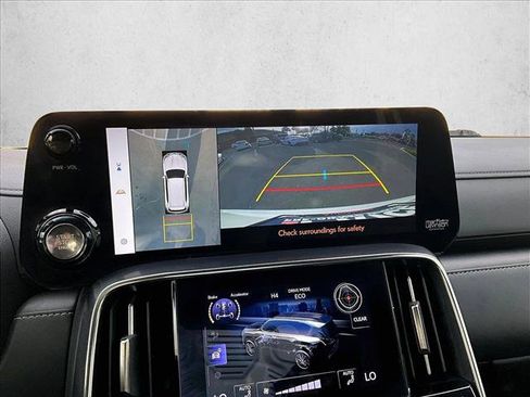 Used 2023 Lexus LX 600 4WD w/ Appearance Package image 22