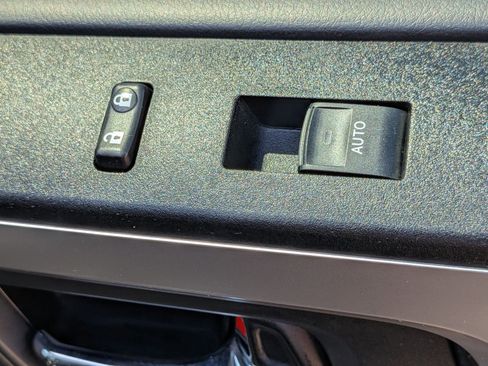 Used 2024 Toyota 4Runner SR5 AWD/4WD image 35