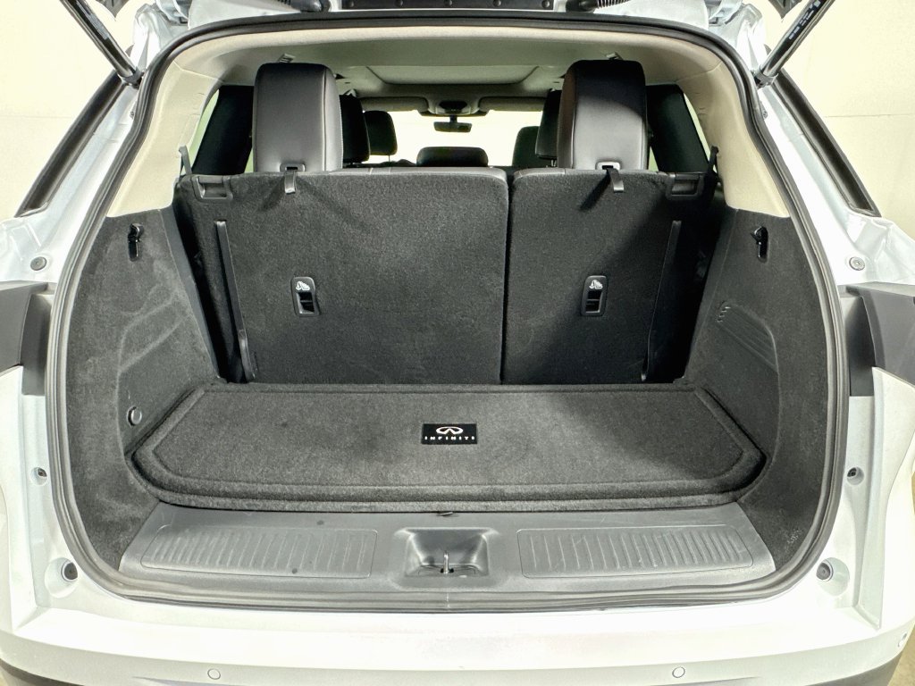 Certified 2027 INFINITI QX60 Luxe w/ Cargo Package FWD image 35