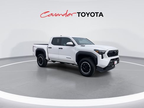 Certified 2026 Toyota Tacoma TRD Sport image 2