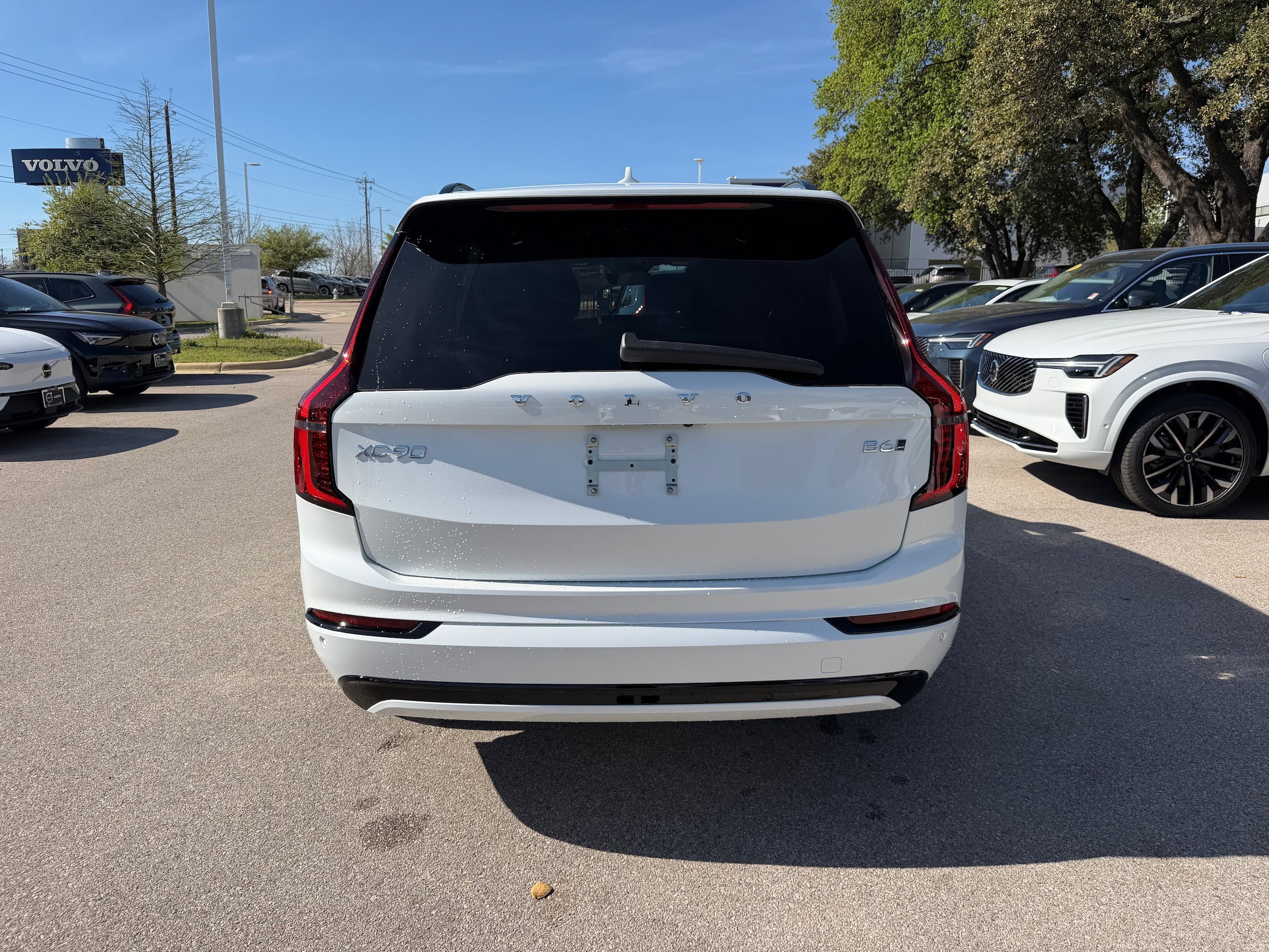 Used 2026 Volvo XC90 B6 Ultra w/ Protection Package AWD/4WD image 5