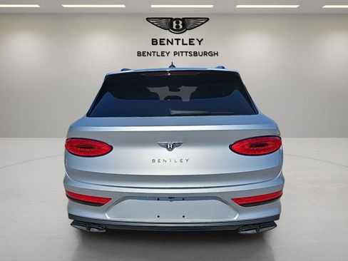 New 2024 Bentley Bentayga image 6