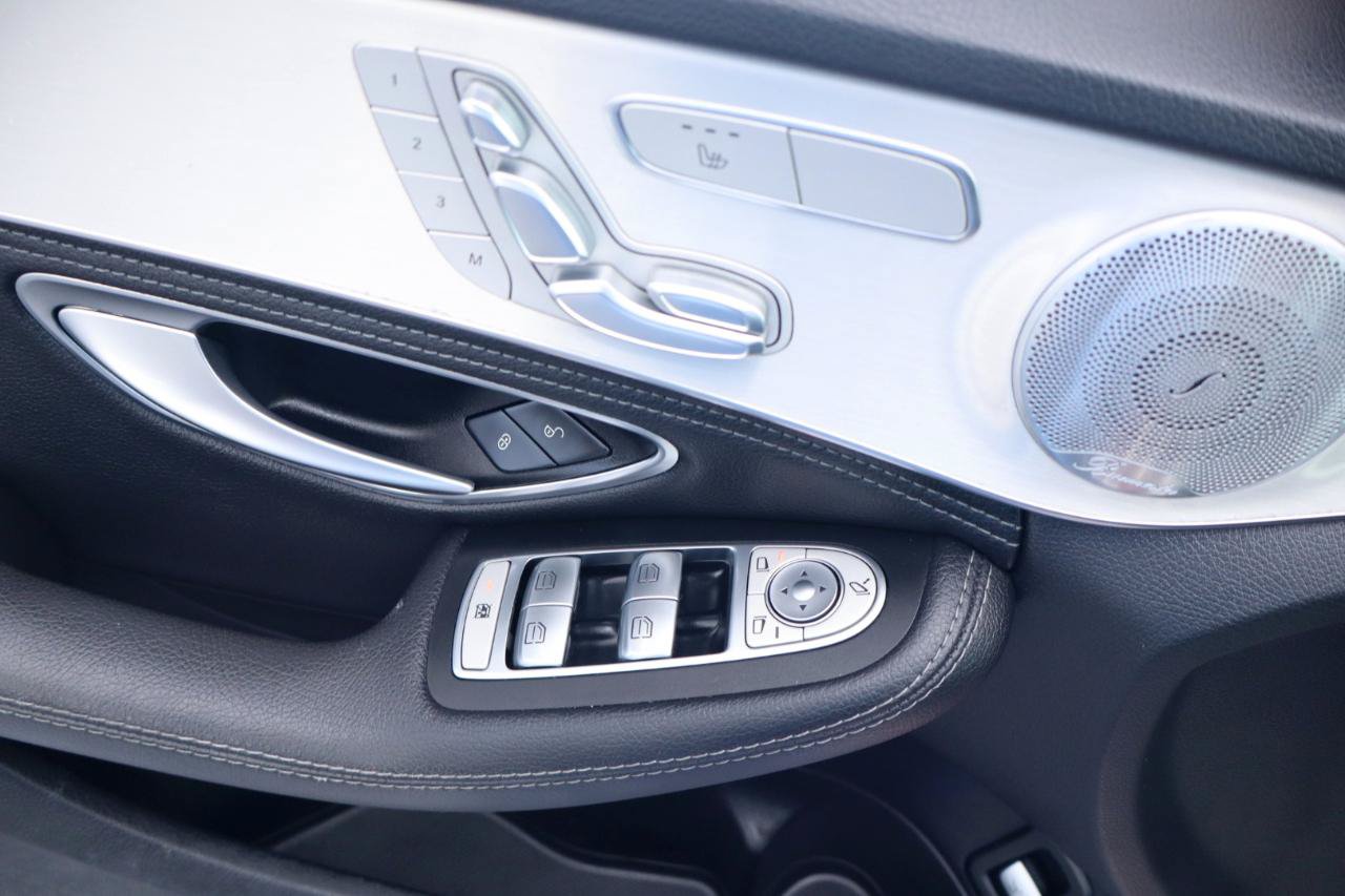 Used 2016 Mercedes-Benz C 300 Sedan image 28