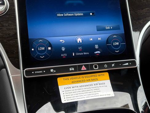 New 2026 Mercedes-Benz GLC 300 image 17