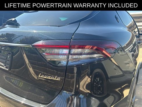 Used 2022 Maserati Levante Modena S AWD/4WD image 10