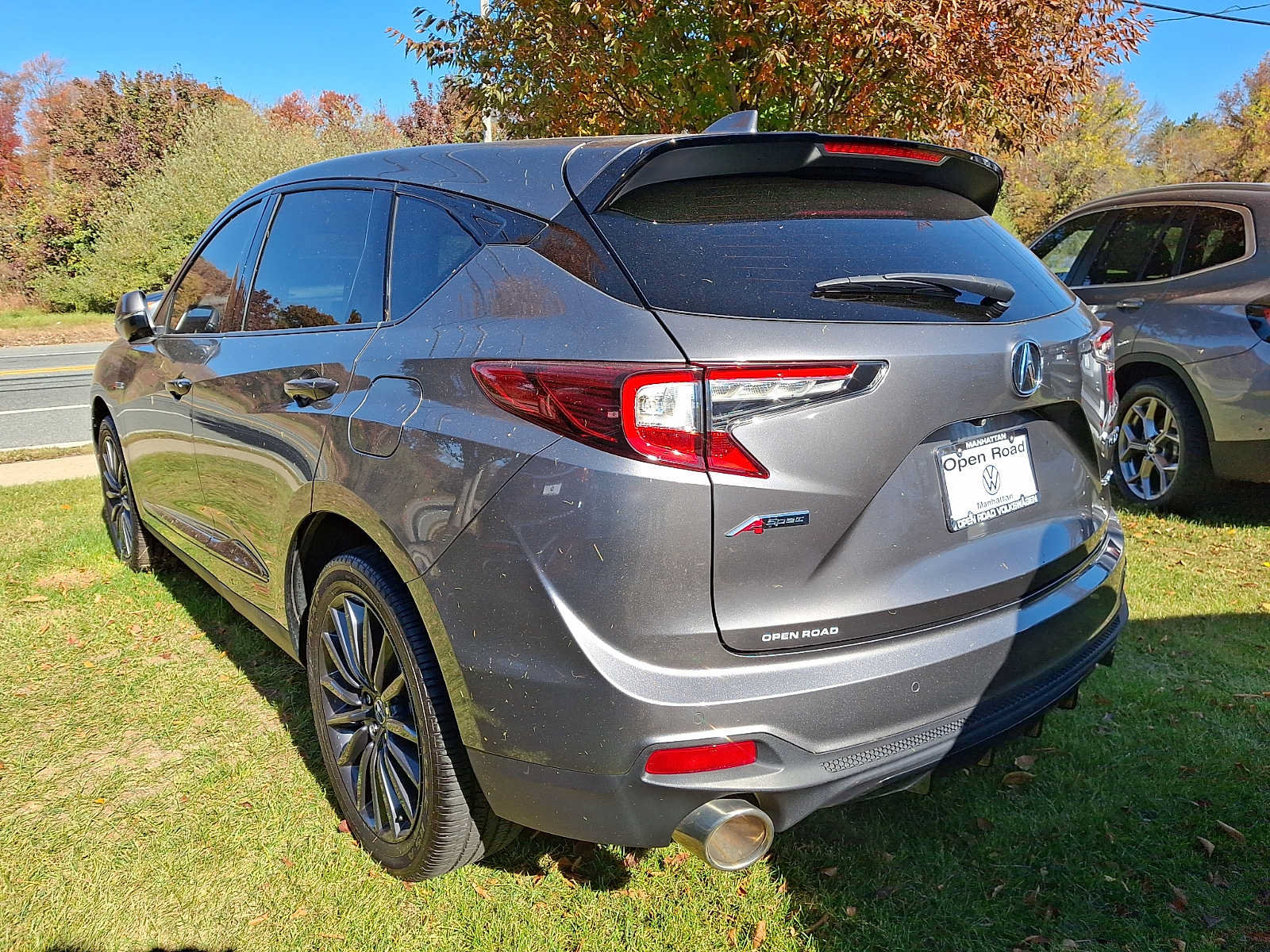 Used 2023 Acura RDX w/ Advance Package AWD/4WD image 5