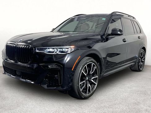 Used 2021 BMW X7 xDrive40i w/ M Sport Package AWD/4WD image 14