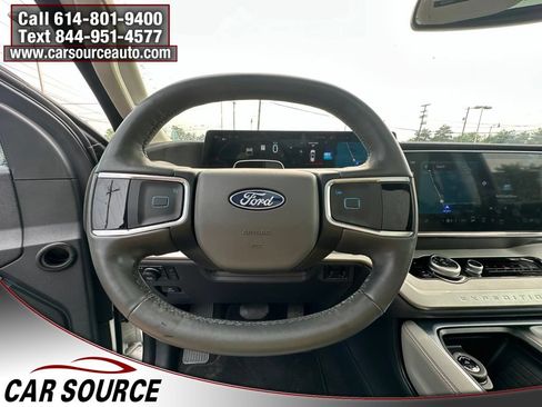 Used 2025 Ford Expedition Max Active AWD/4WD image 14