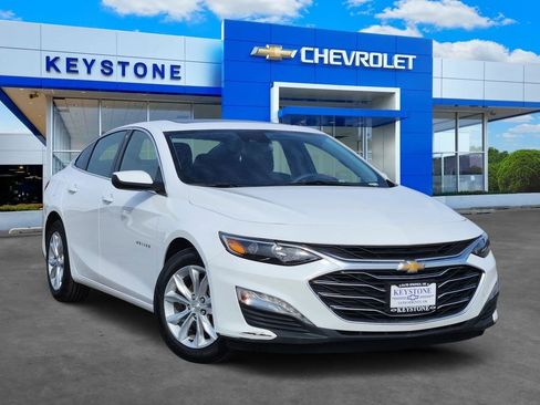 Used 2024 Chevrolet Malibu LT FWD image 1