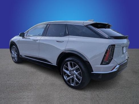 New 2027 Cadillac Optiq Luxury RWD image 3