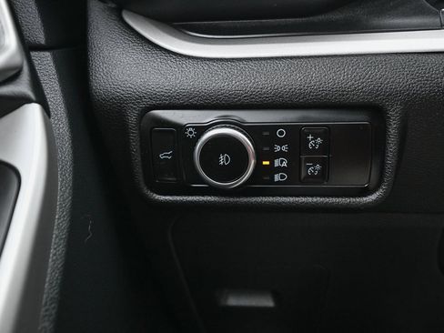 Certified 2023 Ford Explorer XLT w/ Equipment Group 202A image 40