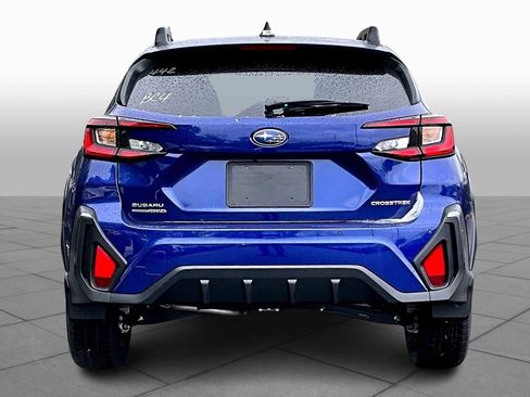 Used 2025 Subaru Crosstrek 2.5i Limited AWD/4WD image 4