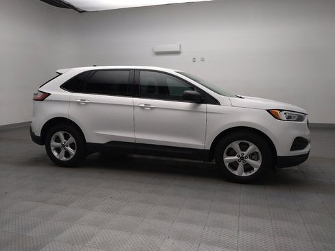 Used 2024 Ford Edge SE image 11