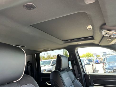 New 2026 RAM 2500 Laramie AWD/4WD image 14