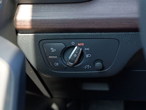 Used 2023 Audi Q5 2.0T Premium Plus image 24