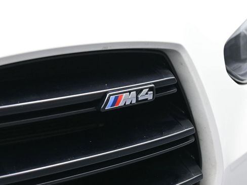 Used 2025 BMW M4 Coupe w/ Executive Package image 14