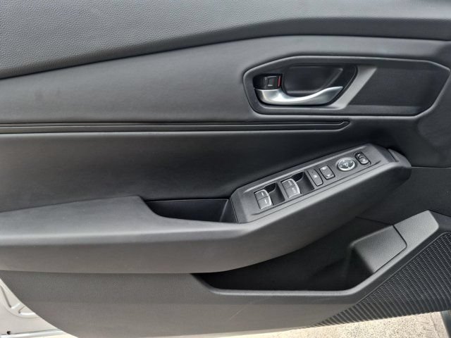 Used 2025 Honda Accord SE image 11