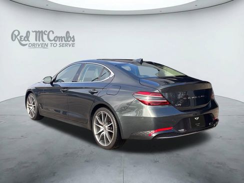 Used 2023 Genesis G70 2.0T image 3